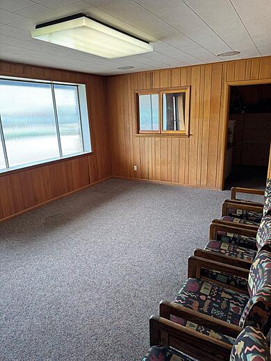 Lobby view b